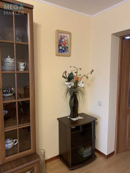 Оренда 2 кімнатної квартири, <a class="location-link" href="/kiev/" title="Недвижимость Київ">Київ</a>, <a class="location-link" href="/kiev/solomenskij/" title="Недвижимость Солом'янський район">Солом'янський р-н</a>, Повітрофлотська вул., 15 (изображение 2)