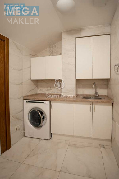 Продаж дома, 3 поверху, 200 кв.м, 6 кімнат, ділянка 1 сотка, <a class="location-link" href="/kiev/" title="Недвижимость Київ">Київ</a>, <a class="location-link" href="/kiev/obolonskij/" title="Недвижимость Оболонський район">Оболонський р-н</a>, Богатирський проїзд, 14 (изображение 42)