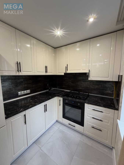 Продаж 3 кімнатної квартири (56/40/7), 1 пов. 5 пов. будинку, <a class="location-link" href="/kiev/" title="Недвижимость Київ">Київ</a>, <a class="location-link" href="/kiev/solomenskij/" title="Недвижимость Солом'янський район">Солом'янський р-н</a>, Братів Зерових вул., 14/18 (изображение 7)