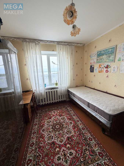 Продаж 4 кімнатної квартири (79/52/7), 4 пов. 4 пов. будинку, <a class="location-link" href="/cibli/" title="Недвижимость Циблі">Циблі</a>, Набережна, 10 (изображение 10)