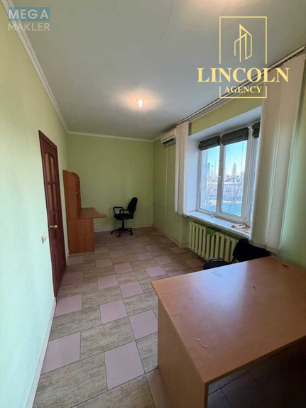 Продаж 3 кімнатної квартири (62/?/8), 2 пов. 5 пов. будинку, <a class="location-link" href="/kiev/" title="Недвижимость Київ">Київ</a>, <a class="location-link" href="/kiev/shevchenkovskij/" title="Недвижимость Шевченківський район">Шевченківський р-н</a>, Берестейский просп., 5 (изображение 5)