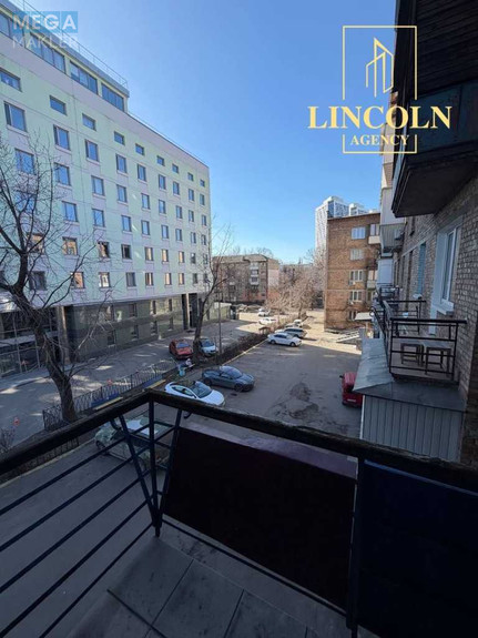 Продаж 3 кімнатної квартири (62/?/8), 2 пов. 5 пов. будинку, <a class="location-link" href="/kiev/" title="Недвижимость Київ">Київ</a>, <a class="location-link" href="/kiev/shevchenkovskij/" title="Недвижимость Шевченківський район">Шевченківський р-н</a>, Берестейский просп., 5 (изображение 7)
