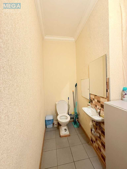Продаж 3 кімнатної квартири (125/75/15), 3 пов. 17 пов. будинку, <a class="location-link" href="/kiev/" title="Недвижимость Київ">Київ</a>, <a class="location-link" href="/kiev/pecherskij/" title="Недвижимость Печерський район">Печерський р-н</a>, Антоновича вул., 72 (изображение 7)