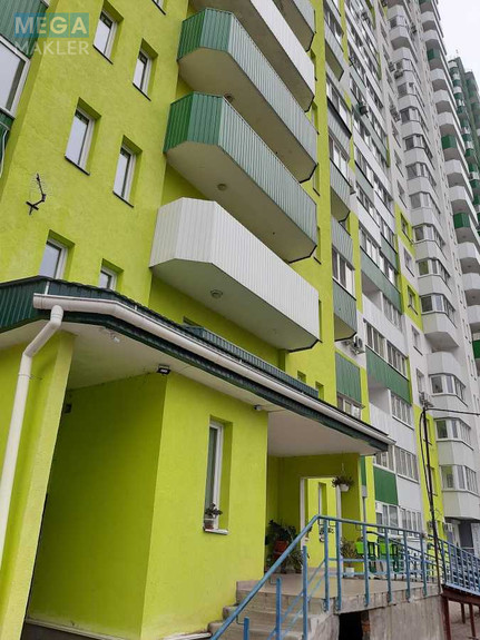 Оренда 1 кімнатної квартири, <a class="location-link" href="/kiev/" title="Недвижимость Київ">Київ</a>, <a class="location-link" href="/kiev/goloseevskij/" title="Недвижимость Голосіївський район">Голосіївський р-н</a>, Ломоносова ул., 36В (изображение 12)