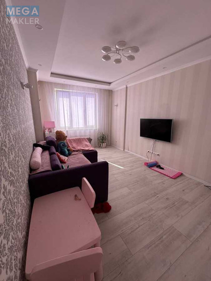Продаж 2 кімнатної квартири (61/30/10), 20 пов. 24 пов. будинку, <a class="location-link" href="/brovary/" title="Недвижимость Бровари">Бровари</a>, Київська, 243 (изображение 9)