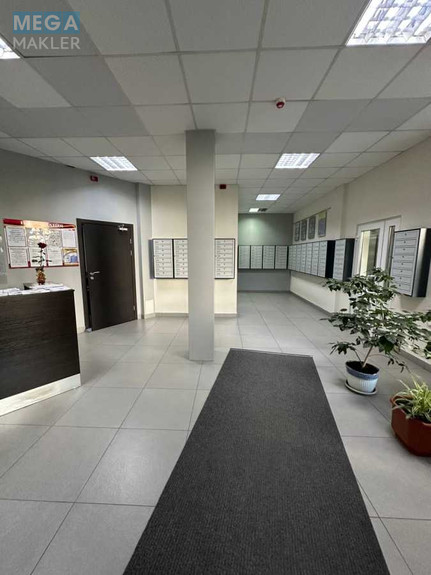 Продаж 2 кімнатної квартири (61/30/10), 20 пов. 24 пов. будинку, <a class="location-link" href="/brovary/" title="Недвижимость Бровари">Бровари</a>, Київська, 243 (изображение 20)