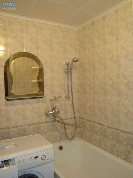 Оренда 1 кімнатної квартири, <a class="location-link" href="/kiev/" title="Недвижимость Київ">Київ</a>, <a class="location-link" href="/kiev/solomenskij/" title="Недвижимость Солом'янський район">Солом'янський р-н</a>, Генерала Тупікова вул., 14в (изображение 9)