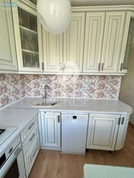 Продаж 3 кімнатної квартири (59,3/41/7), 6 пов. 9 пов. будинку, <a class="location-link" href="/kiev/" title="Недвижимость Київ">Київ</a>, <a class="location-link" href="/kiev/goloseevskij/" title="Недвижимость Голосіївський район">Голосіївський р-н</a>, Васильківська вул., 2А (изображение 11)
