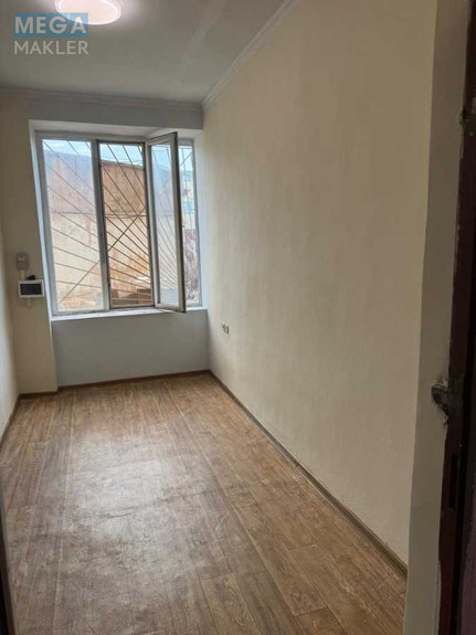 Оренда окремої будівлі/побудови, 170&nbsp;кв.м, <a class="location-link" href="/odessa/" title="Недвижимость Одеса">Одеса</a>, <a class="location-link" href="/odessa/malinovskij/" title="Недвижимость Малиновський район">Малиновський р-н</a>, Бабеля, 63 (изображение 2)