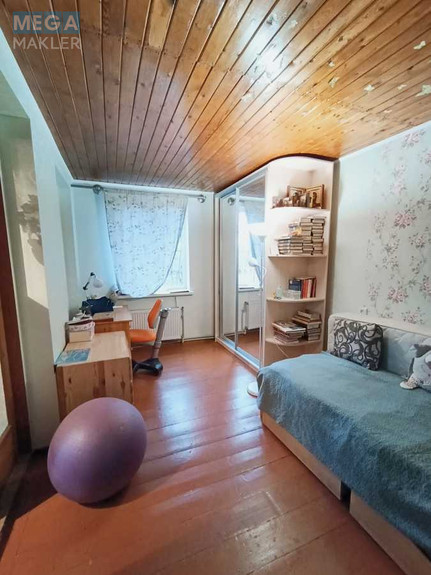 Продаж дома, 2 поверху, 135 кв.м, 4 кімнати, ділянка 6 соток, <a class="location-link" href="/kiev/" title="Недвижимость Київ">Київ</a>, <a class="location-link" href="/kiev/darnickij/" title="Недвижимость Дарницький район">Дарницький р-н</a>, 3-я Озерна вул., 37 (изображение 11)