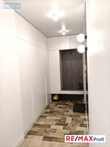 Оренда 2 кімнатної квартири, <a class="location-link" href="/kiev/" title="Недвижимость Київ">Київ</a>, <a class="location-link" href="/kiev/solomenskij/" title="Недвижимость Солом'янський район">Солом'янський р-н</a>, Генерала Шаповала вул., 20 (изображение 20)