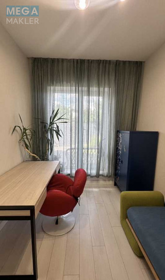 Продаж дома, 2 поверху, 142 кв.м, 5 кімнат, ділянка 4 сотки, <a class="location-link" href="/kiev/" title="Недвижимость Київ">Київ</a>, <a class="location-link" href="/kiev/goloseevskij/" title="Недвижимость Голосіївський район">Голосіївський р-н</a>, Степана Рудницкого ул. (изображение 12)