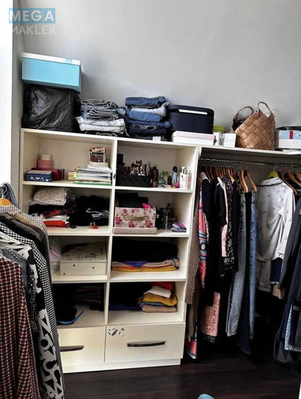 Продаж дома, 2 поверху, 142 кв.м, 5 кімнат, ділянка 4 сотки, <a class="location-link" href="/kiev/" title="Недвижимость Київ">Київ</a>, <a class="location-link" href="/kiev/goloseevskij/" title="Недвижимость Голосіївський район">Голосіївський р-н</a>, Степана Рудницкого ул. (изображение 14)