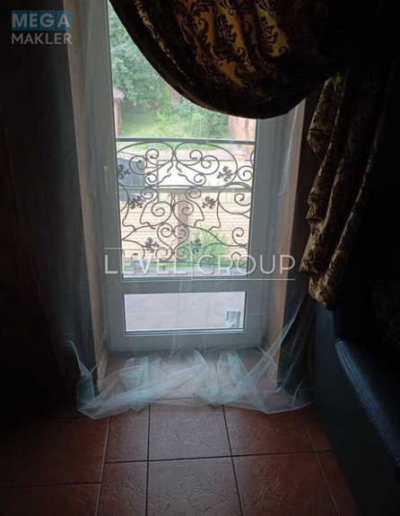 Продаж дома, 2 поверху, 108 кв.м, 3 кімнати, ділянка 6 соток, <a class="location-link" href="/kiev/" title="Недвижимость Київ">Київ</a>, <a class="location-link" href="/kiev/svyatoshinskij/" title="Недвижимость Святошинський район">Святошинський р-н</a>, Берковецька вул. (изображение 18)
