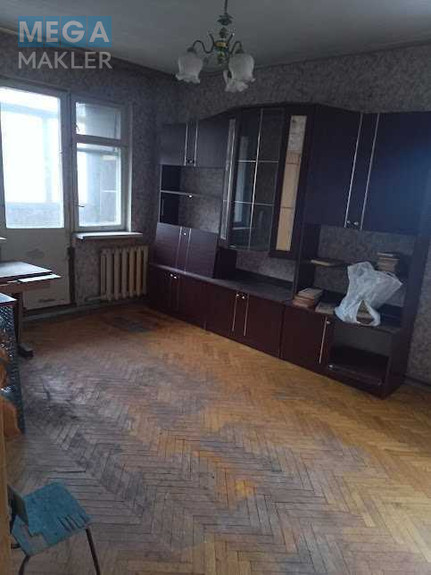 Продаж 1 кімнатної квартири (32/18/6), 5 пов. 5 пов. будинку, <a class="location-link" href="/kiev/" title="Недвижимость Київ">Київ</a>, <a class="location-link" href="/kiev/solomenskij/" title="Недвижимость Солом'янський район">Солом'янський р-н</a>, Любомира Гузара просп., 14 (изображение 4)