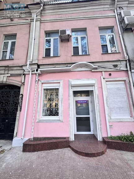 Оренда комерційної нерухомості, 28&nbsp;кв.м, под магазин, <a class="location-link" href="/odessa/" title="Недвижимость Одеса">Одеса</a>, <a class="location-link" href="/odessa/primorskij/" title="Недвижимость Приморський район">Приморський р-н</a>, Итальянская улица, 62 (изображение 2)