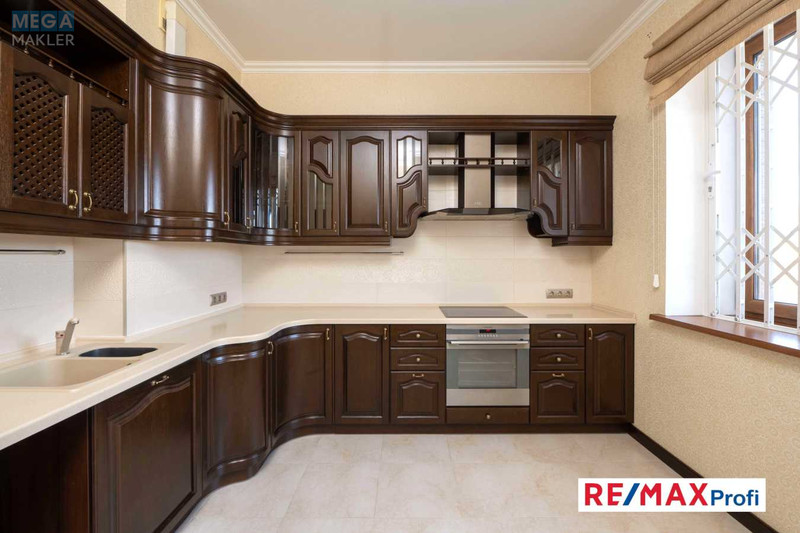 Продаж дома, 2&nbsp;поверху, 260&nbsp;кв.м, 5&nbsp;кімнат, ділянка 12&nbsp;соток, <a class="location-link" href="/hotov/" title="Недвижимость Хотів">Хотів</a>, Олександра Невского (изображение 13)