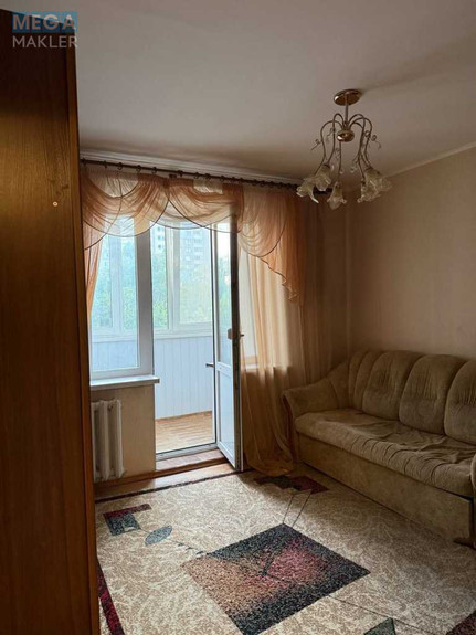 Оренда 1 кімнатної квартири, <a class="location-link" href="/kiev/" title="Недвижимость Київ">Київ</a>, <a class="location-link" href="/kiev/podolskij/" title="Недвижимость Подільський район">Подільський р-н</a>, Світлицького вул., 26 (изображение 3)