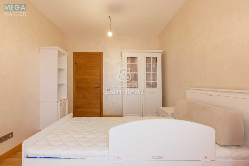 Продаж 4 кімнатної квартири (139/70/30), 9 пов. 10 пов. будинку, <a class="location-link" href="/sofievskaya-borshagovka/" title="Недвижимость Софіївська Борщагівка">Софіївська Борщагівка</a>, Героїв Небесної Сотні просп., 18/1 (изображение 10)