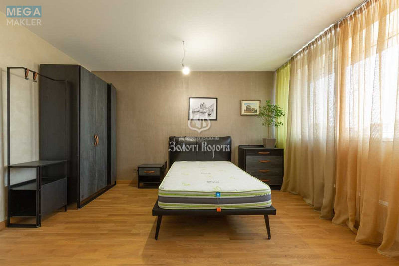 Продаж 4 кімнатної квартири (139/70/30), 9 пов. 10 пов. будинку, <a class="location-link" href="/sofievskaya-borshagovka/" title="Недвижимость Софіївська Борщагівка">Софіївська Борщагівка</a>, Героїв Небесної Сотні просп., 18/1 (изображение 12)
