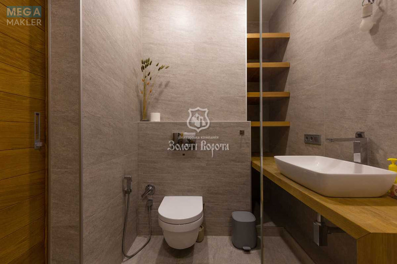 Продаж 4 кімнатної квартири (139/70/30), 9 пов. 10 пов. будинку, <a class="location-link" href="/sofievskaya-borshagovka/" title="Недвижимость Софіївська Борщагівка">Софіївська Борщагівка</a>, Героїв Небесної Сотні просп., 18/1 (изображение 18)