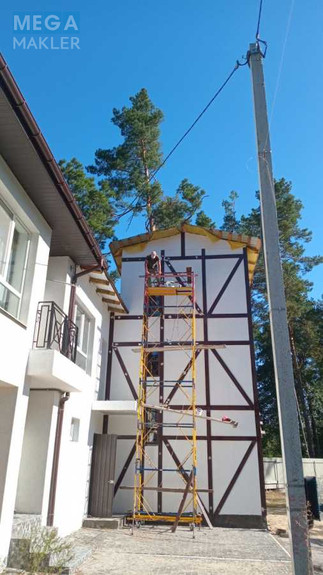 Продаж дома, 3 поверху, 200 кв.м, 4 кімнати, ділянка 6 соток, <a class="location-link" href="/kiev/" title="Недвижимость Київ">Київ</a>, <a class="location-link" href="/kiev/darnickij/" title="Недвижимость Дарницький район">Дарницький р-н</a>, Левадная ул. (изображение 2)