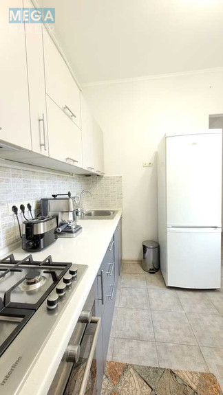 Оренда 2 кімнатної квартири, <a class="location-link" href="/kiev/" title="Недвижимость Київ">Київ</a>, <a class="location-link" href="/kiev/pecherskij/" title="Недвижимость Печерський район">Печерський р-н</a>, Шовковична вул., 13/2 (изображение 7)