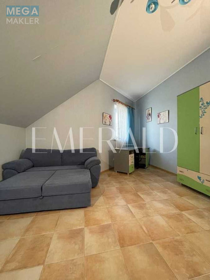 Продаж дома, 2 поверху, 218 кв.м, 4 кімнати, ділянка 7 соток, <a class="location-link" href="/kiev/" title="Недвижимость Київ">Київ</a>, <a class="location-link" href="/kiev/solomenskij/" title="Недвижимость Солом'янський район">Солом'янський р-н</a>, Молодежная ул., 10В (изображение 16)