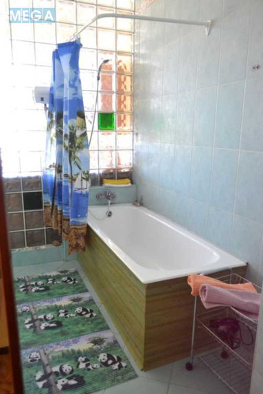 Оренда 3 кімнатної квартири, <a class="location-link" href="/kiev/" title="Недвижимость Київ">Київ</a>, <a class="location-link" href="/kiev/podolskij/" title="Недвижимость Подільський район">Подільський р-н</a>, Андріївський узвіз, 11 (изображение 13)