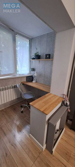 Продаж 2 кімнатної квартири (45,2/29/6), 1 пов. 9 пов. будинку, <a class="location-link" href="/kiev/" title="Недвижимость Київ">Київ</a>, <a class="location-link" href="/kiev/svyatoshinskij/" title="Недвижимость Святошинський район">Святошинський р-н</a>, Жолудєва вул., 6в (изображение 4)