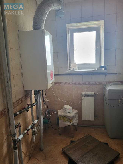 Продаж дома, 2 поверху, 268 кв.м, 6 кімнат, ділянка 12 соток, <a class="location-link" href="/rozhny-selo/" title="Недвижимость Рожні">Рожни</a>, зелена (изображение 14)