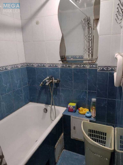 Продаж 2 кімнатної квартири (45/30/7), 4 пов. 5 пов. будинку, <a class="location-link" href="/kiev/" title="Недвижимость Київ">Київ</a>, <a class="location-link" href="/kiev/desnyanskij/" title="Недвижимость Деснянський район">Деснянський р-н</a>, Братиславська вул., 18 (изображение 10)