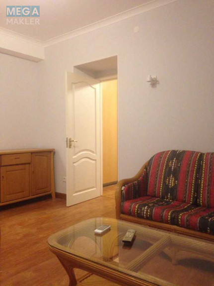 Оренда 2 кімнатної квартири, <a class="location-link" href="/kiev/" title="Недвижимость Київ">Київ</a>, <a class="location-link" href="/kiev/pecherskij/" title="Недвижимость Печерський район">Печерський р-н</a>, Патриса Лумумбы ул., 19 (изображение 6)