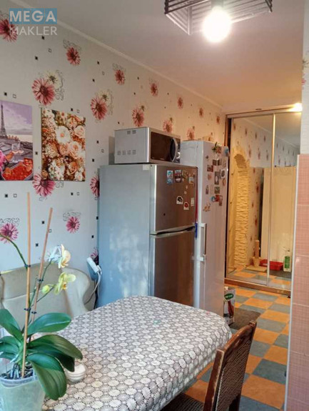 Продаж 2 кімнатної квартири (52/28/8), 2 пов. 12 пов. будинку, <a class="location-link" href="/kiev/" title="Недвижимость Київ">Київ</a>, <a class="location-link" href="/kiev/podolskij/" title="Недвижимость Подільський район">Подільський р-н</a>, Георгия Гонгадзе просп., 6 (изображение 3)