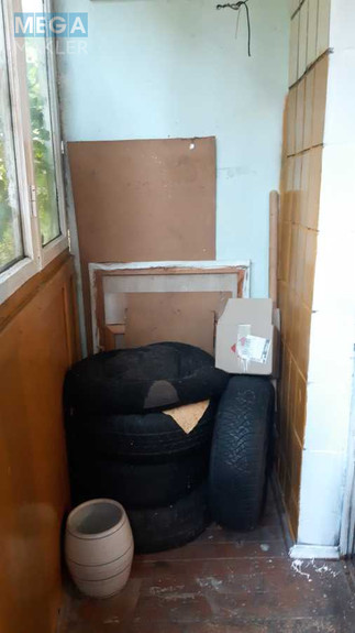 Продаж 1 кімнатної квартири (35,8/18,4/6,9), 1 пов. 9 пов. будинку, <a class="location-link" href="/kiev/" title="Недвижимость Київ">Київ</a>, <a class="location-link" href="/kiev/shevchenkovskij/" title="Недвижимость Шевченківський район">Шевченківський р-н</a>, Лукянівська вул., 11 (изображение 11)