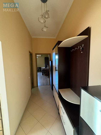 Оренда 1 кімнатної квартири, <a class="location-link" href="/kiev/" title="Недвижимость Київ">Київ</a>, <a class="location-link" href="/kiev/shevchenkovskij/" title="Недвижимость Шевченківський район">Шевченківський р-н</a>, Александра Довженко ул., 2 (изображение 4)
