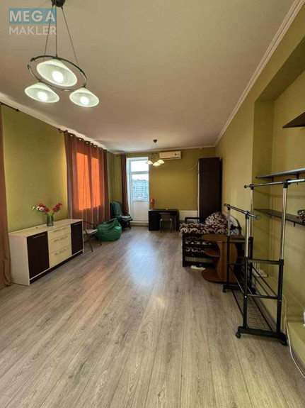 Оренда 1 кімнатної квартири, <a class="location-link" href="/kiev/" title="Недвижимость Київ">Київ</a>, <a class="location-link" href="/kiev/shevchenkovskij/" title="Недвижимость Шевченківський район">Шевченківський р-н</a>, Александра Довженко ул., 2 (изображение 5)