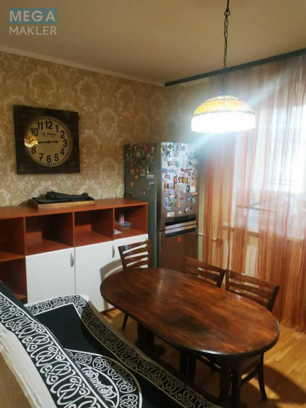 Оренда 2 кімнатної квартири, <a class="location-link" href="/kiev/" title="Недвижимость Київ">Київ</a>, <a class="location-link" href="/kiev/darnickij/" title="Недвижимость Дарницький район">Дарницький р-н</a>, Анни Ахматової вул., 47 (изображение 4)