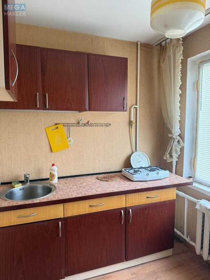 Продаж 3 кімнатної квартири (72/?/7), 10 пов. 12 пов. будинку, <a class="location-link" href="/kiev/" title="Недвижимость Київ">Київ</a>, <a class="location-link" href="/kiev/svyatoshinskij/" title="Недвижимость Святошинський район">Святошинський р-н</a>, Академіка Булаховського вул., 34а (изображение 2)