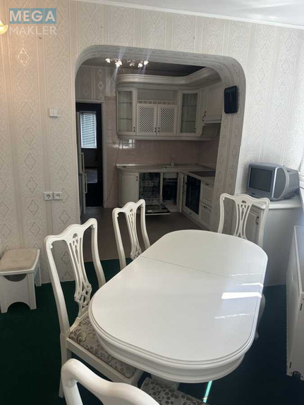 Оренда 3 кімнатної квартири, <a class="location-link" href="/kiev/" title="Недвижимость Київ">Київ</a>, <a class="location-link" href="/kiev/svyatoshinskij/" title="Недвижимость Святошинський район">Святошинський р-н</a>, Підлісна вул., 6 (изображение 17)