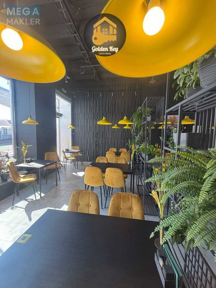 Продаж комерційної нерухомості, 802 кв.м, <a class="location-link" href="/kiev/" title="Недвижимость Київ">Київ</a>, <a class="location-link" href="/kiev/pecherskij/" title="Недвижимость Печерский район">Печерский р-н</a>, Контрактова пл., 2/1 (изображение 6)