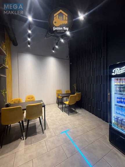 Продаж комерційної нерухомості, 802 кв.м, <a class="location-link" href="/kiev/" title="Недвижимость Київ">Київ</a>, <a class="location-link" href="/kiev/pecherskij/" title="Недвижимость Печерский район">Печерский р-н</a>, Контрактова пл., 2/1 (изображение 11)