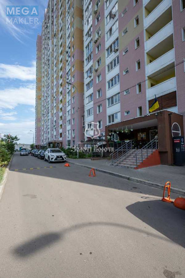 Продаж 2 кімнатної квартири (76,6/35,4/11,6), 20 пов. 25 пов. будинку, <a class="location-link" href="/kiev/" title="Недвижимость Київ">Київ</a>, <a class="location-link" href="/kiev/svyatoshinskij/" title="Недвижимость Святошинський район">Святошинський р-н</a>, Миколи Руденка бульв., 15а (изображение 23)