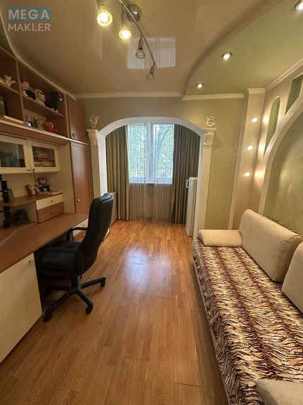 Оренда 3 кімнатної квартири, <a class="location-link" href="/kiev/" title="Недвижимость Київ">Київ</a>, <a class="location-link" href="/kiev/podolskij/" title="Недвижимость Подільський район">Подільський р-н</a>, Правды просп., 9б (изображение 5)