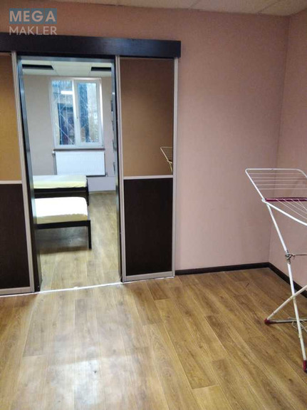 Оренда кімнати (підселення), <a class="location-link" href="/kiev/" title="Недвижимость Київ">Київ</a>, <a class="location-link" href="/kiev/dneprovskij/" title="Недвижимость Дніпровський район">Дніпровський р-н</a>, Уінстона Черчілля вул. (изображение 7)