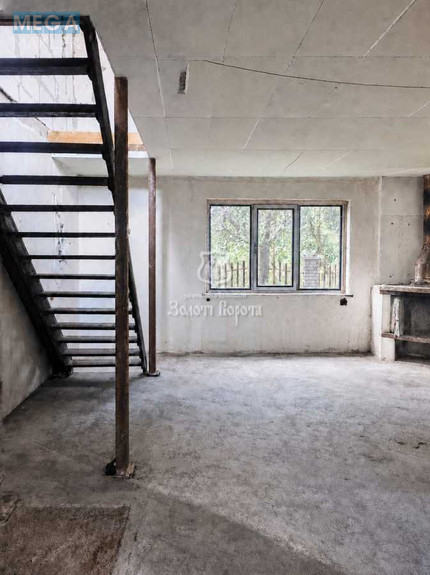 Продаж дома, 2 поверху, 151,20 кв.м, 3 кімнати, ділянка 5,98 соток, <a class="location-link" href="/kiev/" title="Недвижимость Київ">Київ</a>, <a class="location-link" href="/kiev/svyatoshinskij/" title="Недвижимость Святошинський район">Святошинський р-н</a>, 23-а Садова вул., 9 (изображение 6)