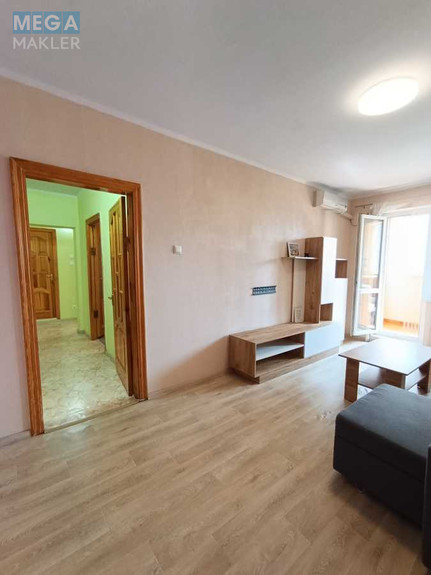 Продаж 2 кімнатної квартири (56,4/30/8,1), 5 пов. 16 пов. будинку, <a class="location-link" href="/kiev/" title="Недвижимость Київ">Київ</a>, <a class="location-link" href="/kiev/darnickij/" title="Недвижимость Дарницький район">Дарницький р-н</a>, Анни Ахматової вул., 43 (изображение 6)