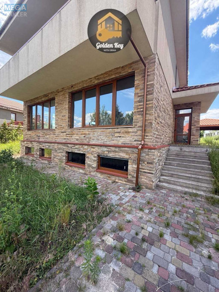 Продаж 5 кімнатної квартири (352/?/?), 2 пов. 2 пов. будинку, <a class="location-link" href="/ivankovichi/" title="Недвижимость Іванковичі">Іванковичі</a>, Провулок Гірський, 8 (изображение 2)