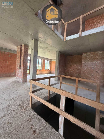 Продаж 5 кімнатної квартири (352/?/?), 2 пов. 2 пов. будинку, <a class="location-link" href="/ivankovichi/" title="Недвижимость Іванковичі">Іванковичі</a>, Провулок Гірський, 8 (изображение 7)