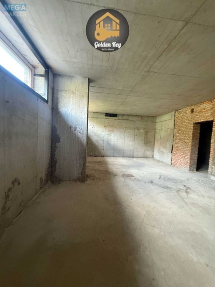 Продаж 5 кімнатної квартири (352/?/?), 2 пов. 2 пов. будинку, <a class="location-link" href="/ivankovichi/" title="Недвижимость Іванковичі">Іванковичі</a>, Провулок Гірський, 8 (изображение 10)